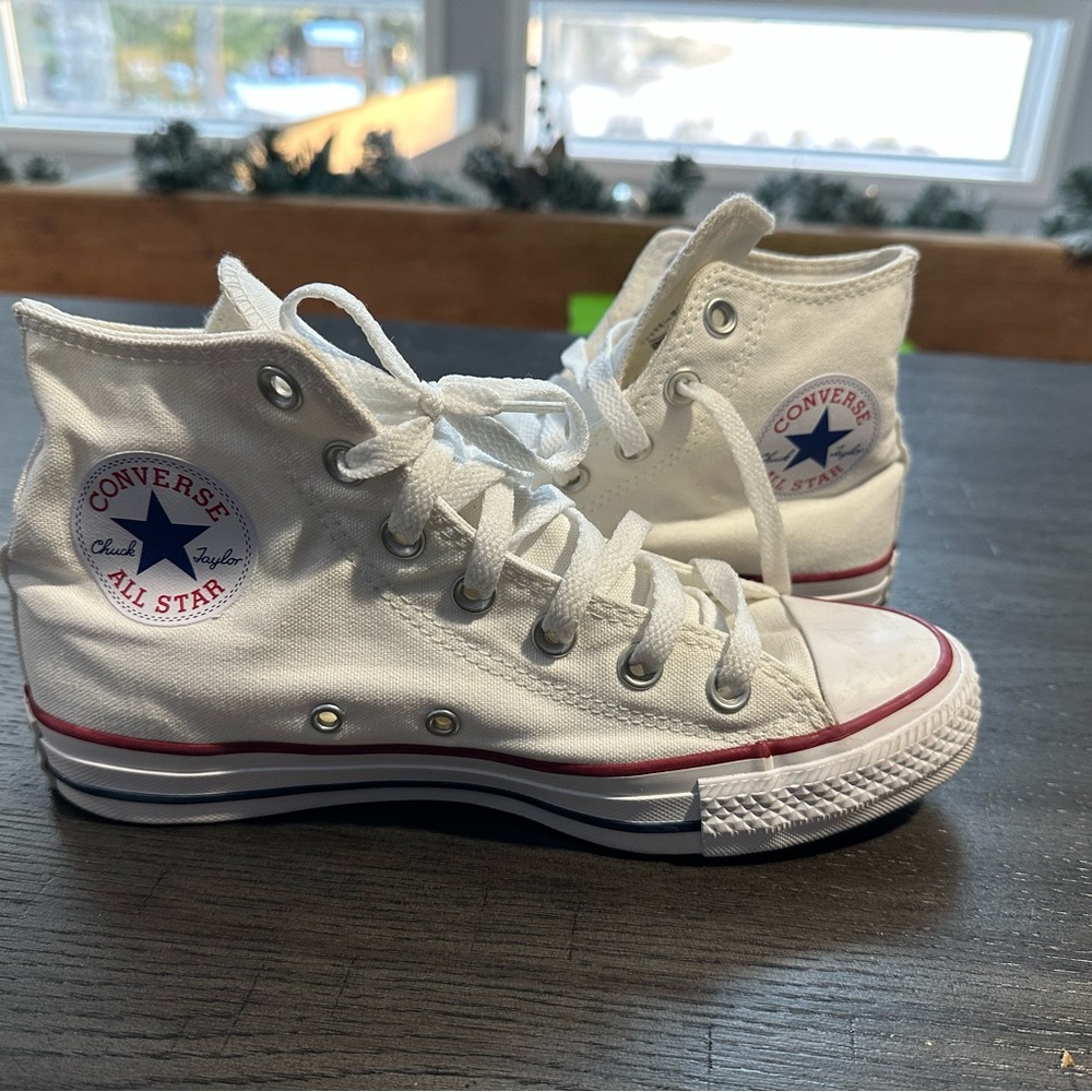 Women’s shoes
